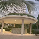 Santa Marta Frente A La Playa